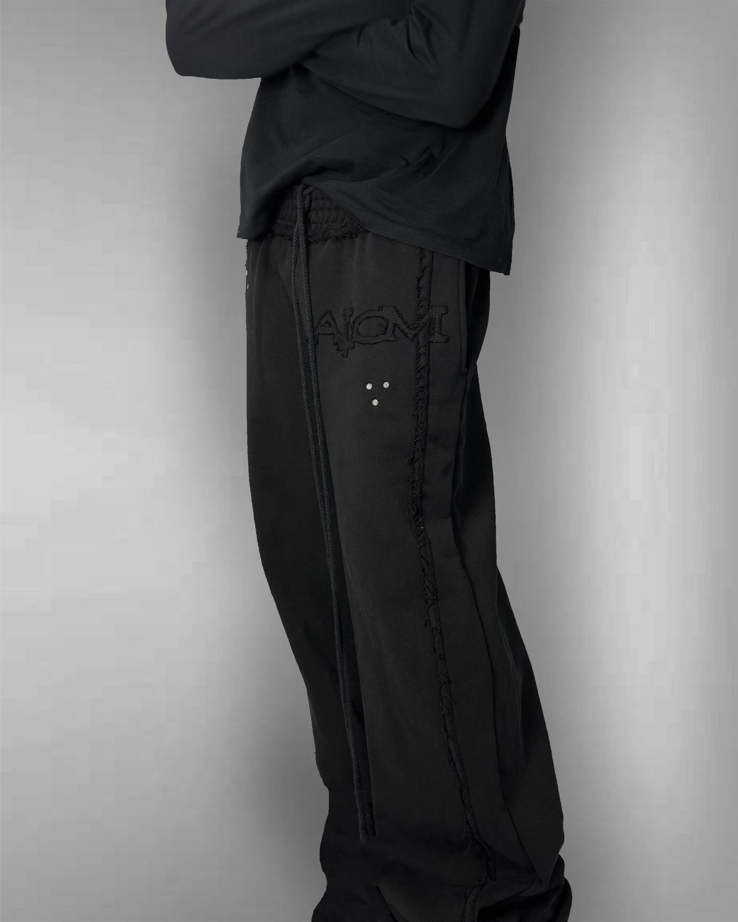 METAL SWEATPANTS