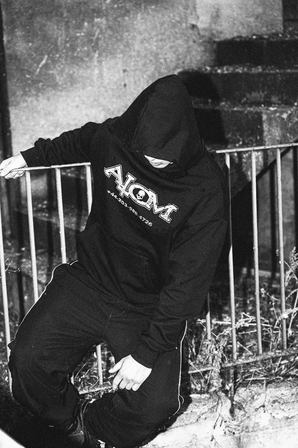 +44 BLACK HOODIE