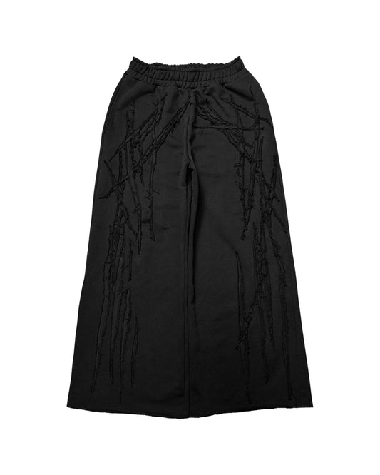 BLACK SCRAPS SWEATPANTS